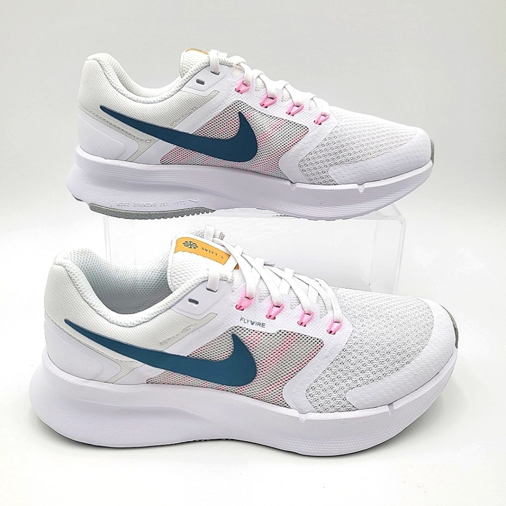Nike White and Pink Women's Sneakers